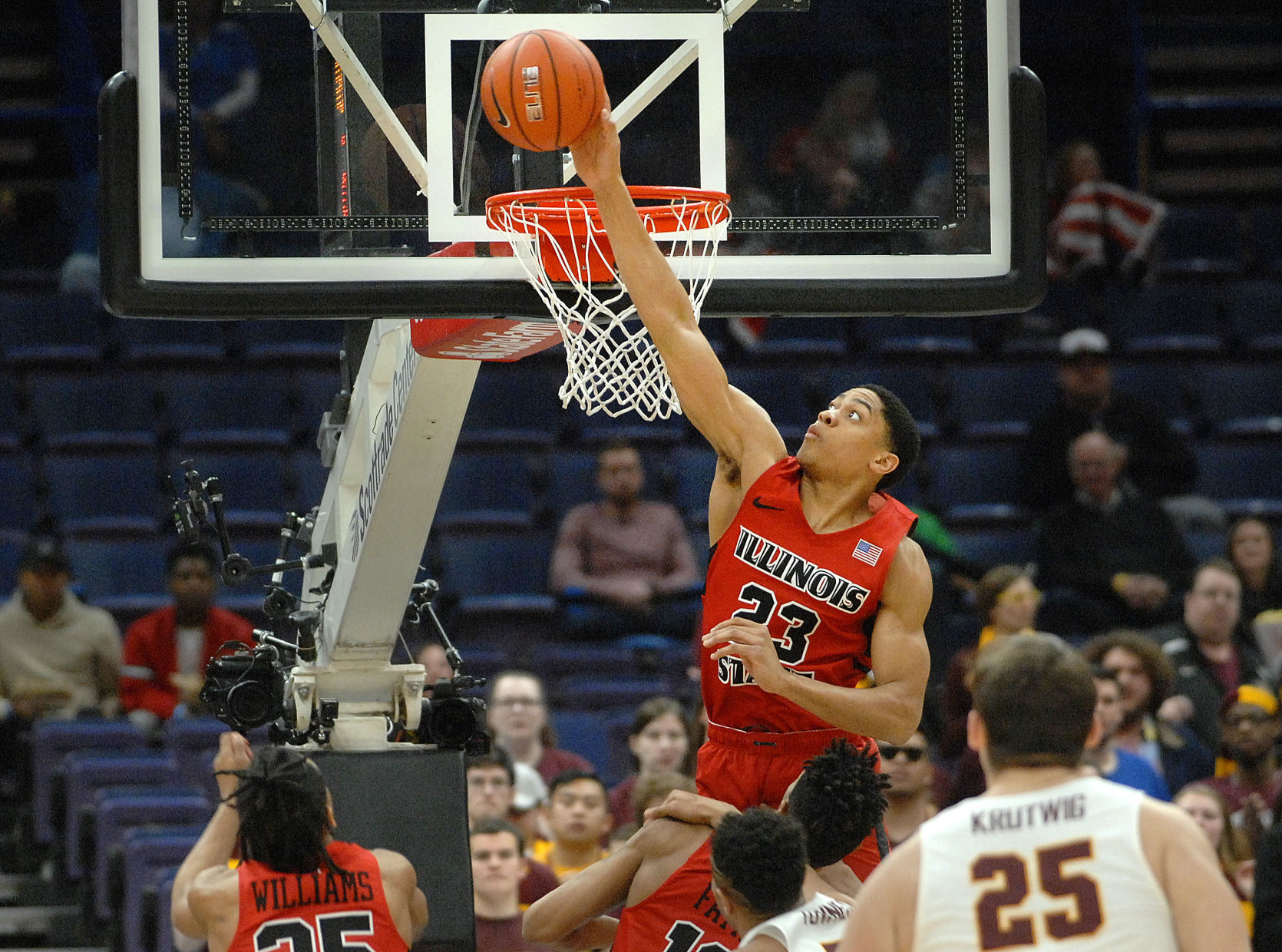 030518-blm-spt-17isuhoops
